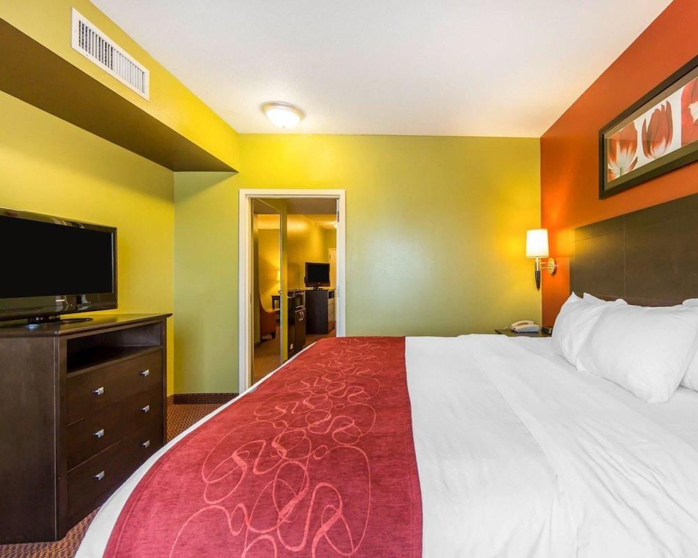 Comfort Suites East Knoxville Exterior photo